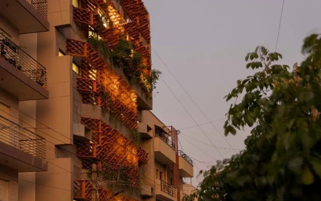 Iris Suites