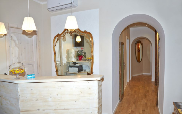 Corso 211 beds & suites