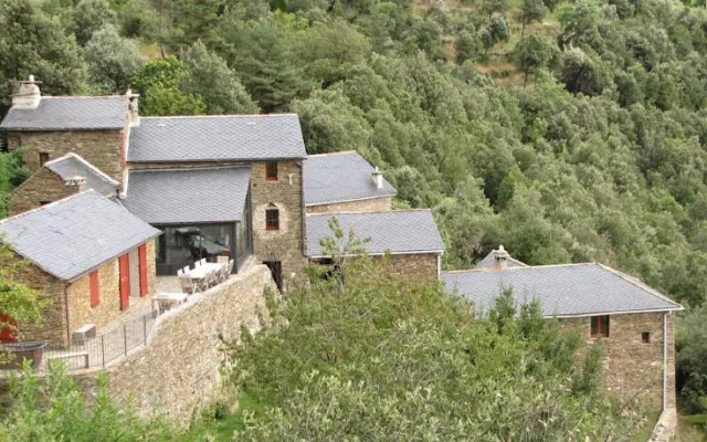 Le Ranc Des Avelacs