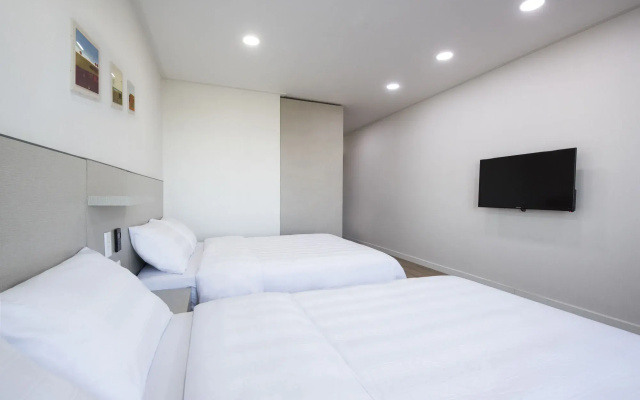 Cordelia Hotel