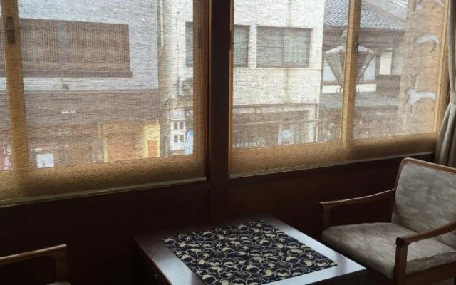 Mitsuwa Ryokan