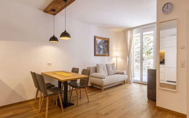 Cosy Apartment With Terrace