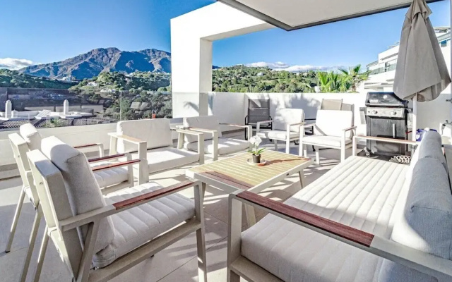 Lae11.2d - Large Terrace With Stunning Views