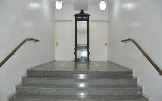 Hotel 125