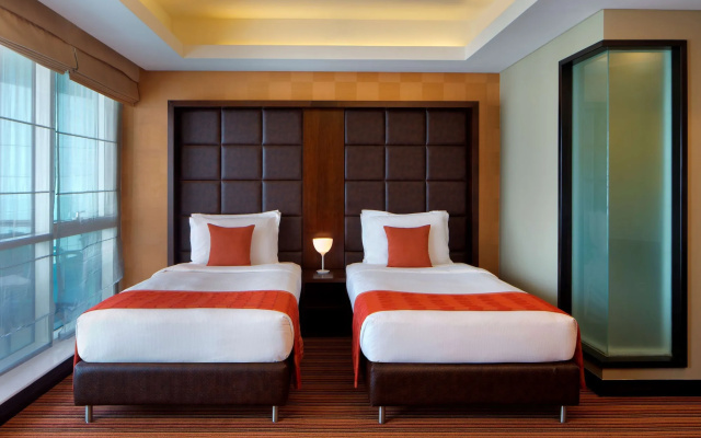 Отель Radisson Blu Hotel, Dubai Media City