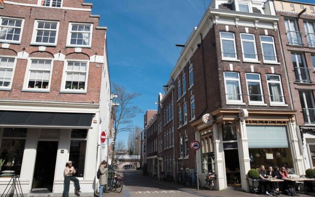 Апартаменты Jordaan apartments - Noordermarkt area вид на фасад