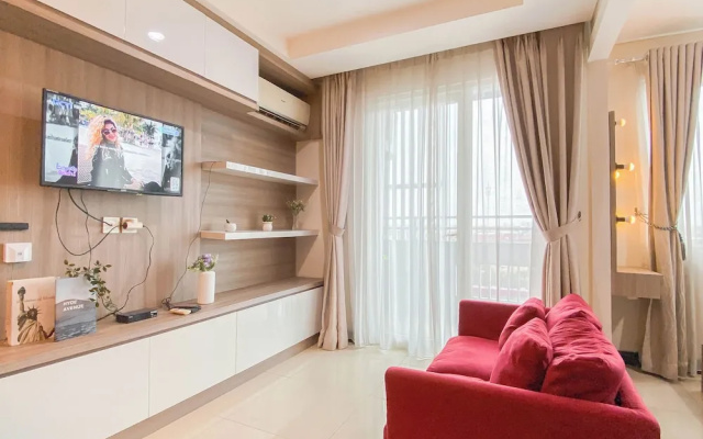 Comfort Studio At Sky Terrace Apartment