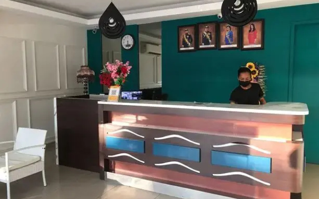 OYO 90487 K Threegod Hotel