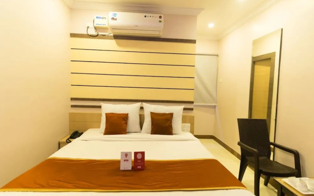 Tanvi Grand by OYO Rooms