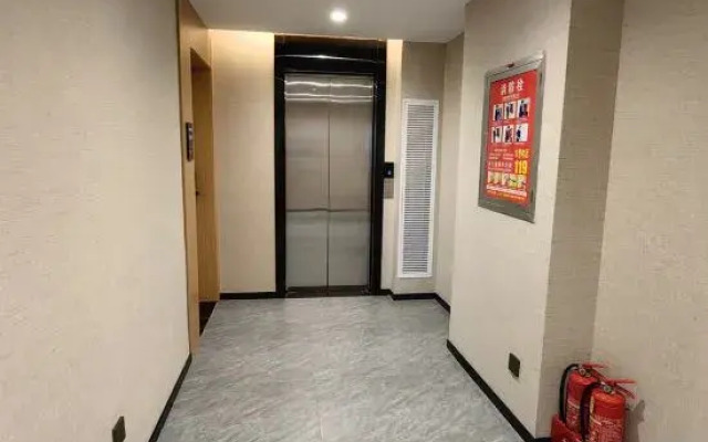 Yilan Hotel (Taiyuan Jinci Scenic Area Gutang Road)