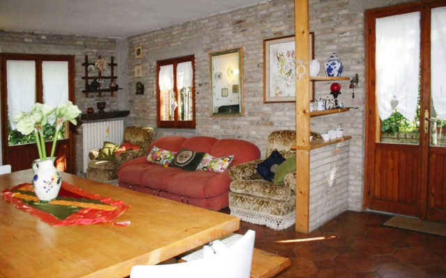 Farmhouse in Fano With Pool & Adriatic Views