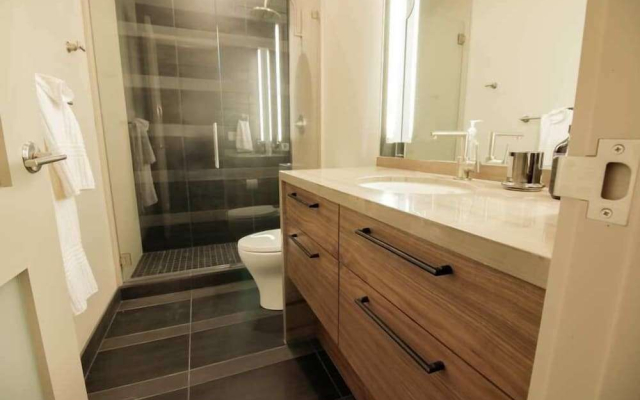 Main Street Townhome By Lespri Management