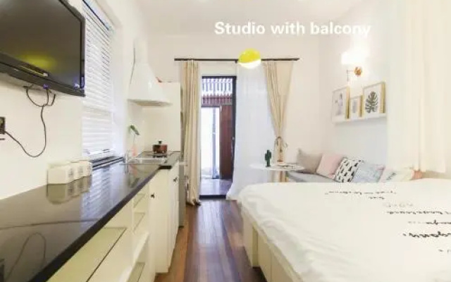 French Concession Coziness (Middle Huaihai Road)