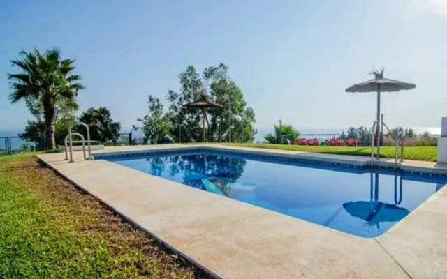 Apartment in Velez Malaga, Malaga 103071
