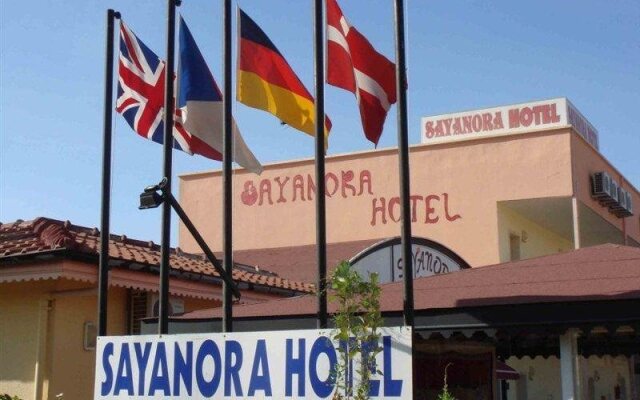 Sayanora Hotel вид на фасад