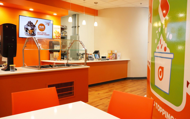 Holiday Inn Omaha Downtown - Waterpark by IHG