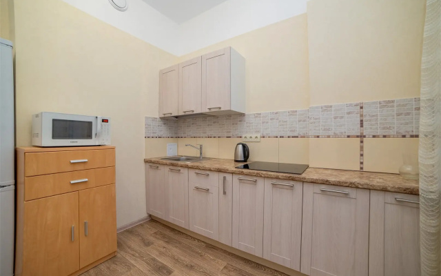 BeGuest на Щорса 53