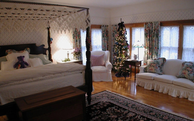 White Lace Inn