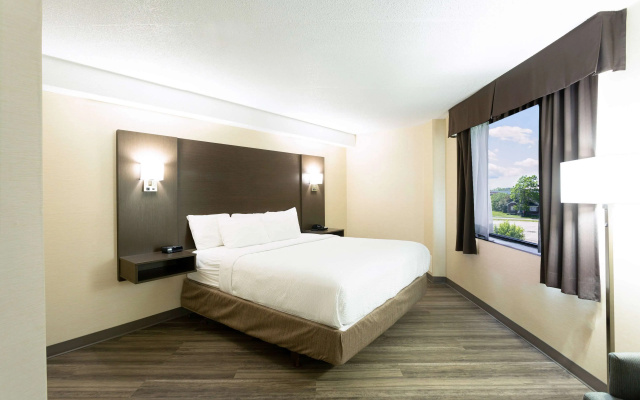Days Inn by Wyndham Fallsview