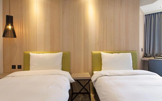 Green Hotel - West District