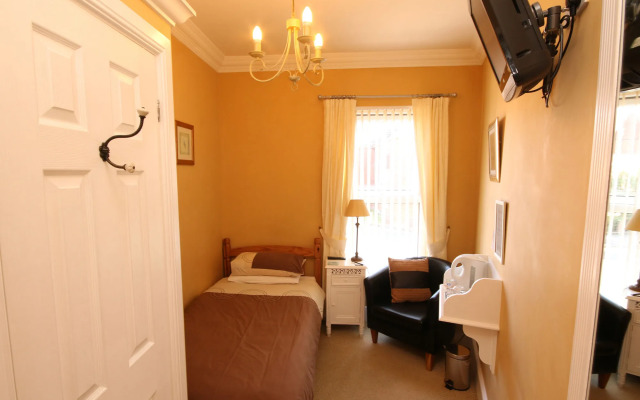 The Courtyard Guest House