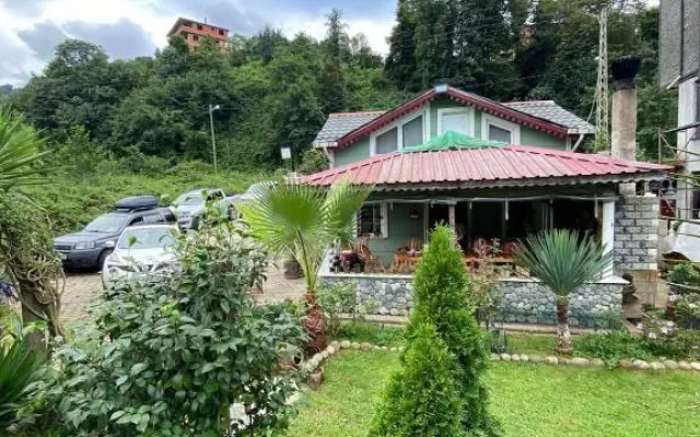 Zeni Konağı