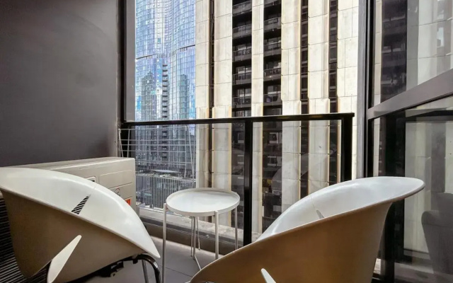 4313Elegant 1BR1BA Apt in high level