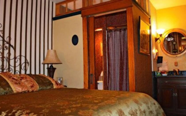 Raphael Inn