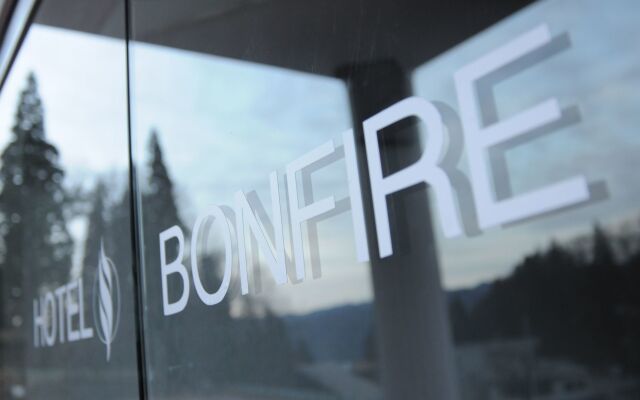 Hotel Bonfire Хакуба вид на фасад