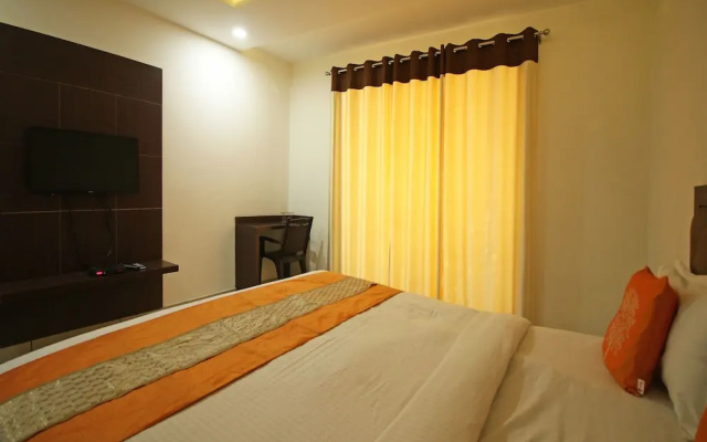 OYO 8095 Hotel Taj Castle