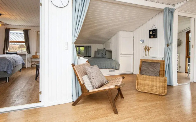 6 Person Holiday Home in Hemmet