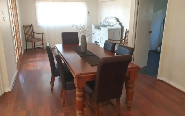 Roseneath Cottage