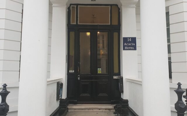 Acacia Hostel вид на фасад