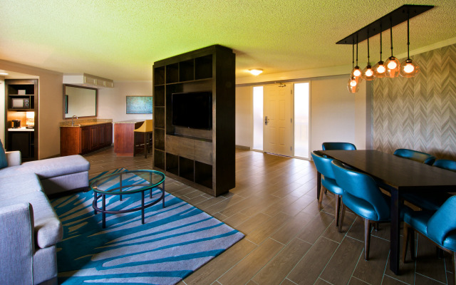 Embassy Suites by Hilton Portland Tigard