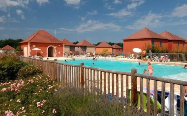 Cosy Apartment in Prayssac with Swimming Pool