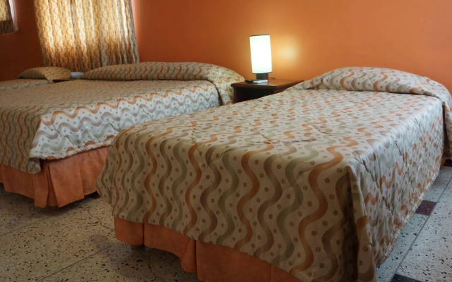 Hotel Portobelo Convention Center