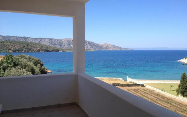 Villa Glyfos