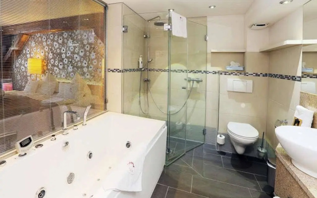 Best Western Premier Hotel An Der Wasserburg