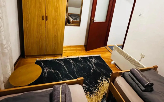 Rooms Cobras II