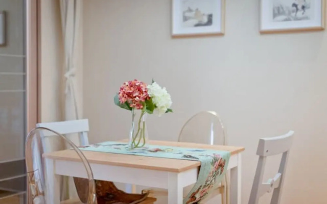 Royal Garden Apartment