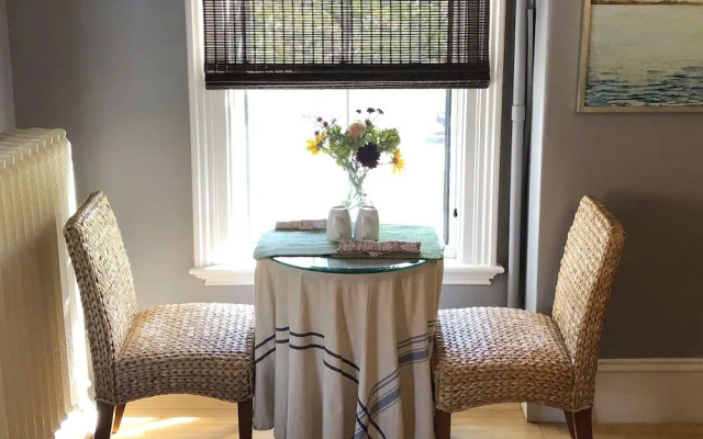 West End Collection at 146 Pine