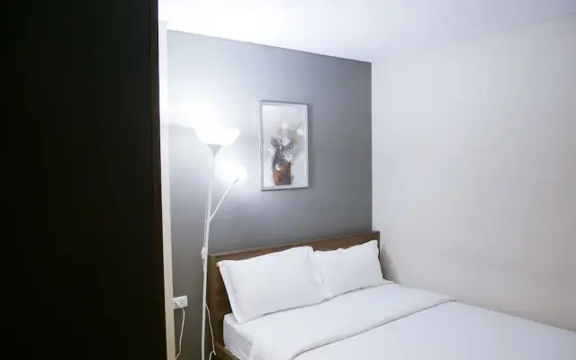 Апартаменты Locals Sathorn Siamese Nang Linchee
