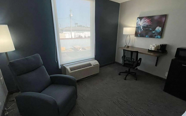 USA Inn and Suites Springfield Ohio