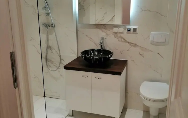GuestHost Design Apartments