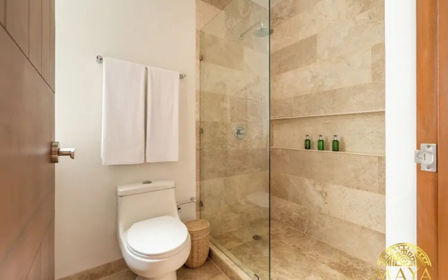NHOA 101A Lux 2BR Pool access Aldea Zama