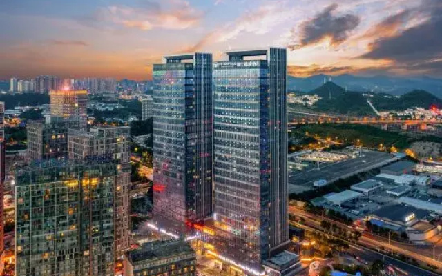 Metropolo Jinjiang Hotels in Guiyang North Railway Station
