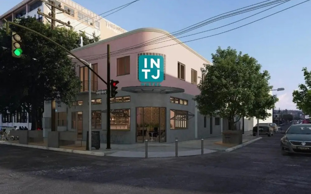 INTJ Hotel