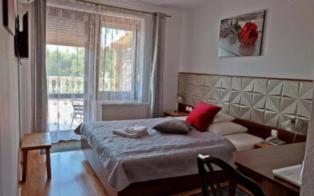 Le Rose Hotel