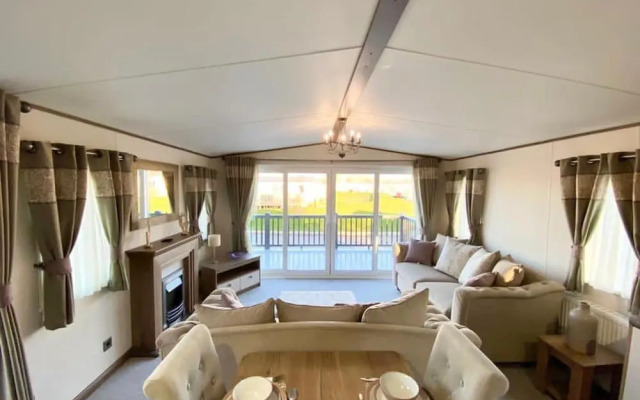 Inviting 3-bed Lodge Tattershall Lakes, Lincoln