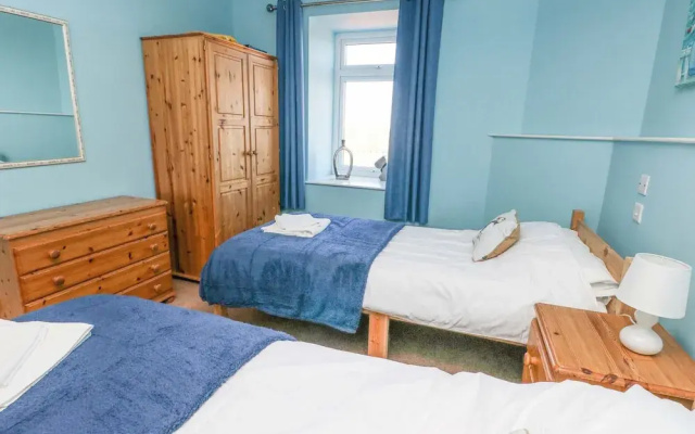 Bethan Apartment